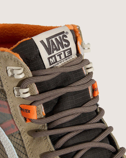 VANS - U MTE™ SK8-HI® GORE-TEX® INSULATED